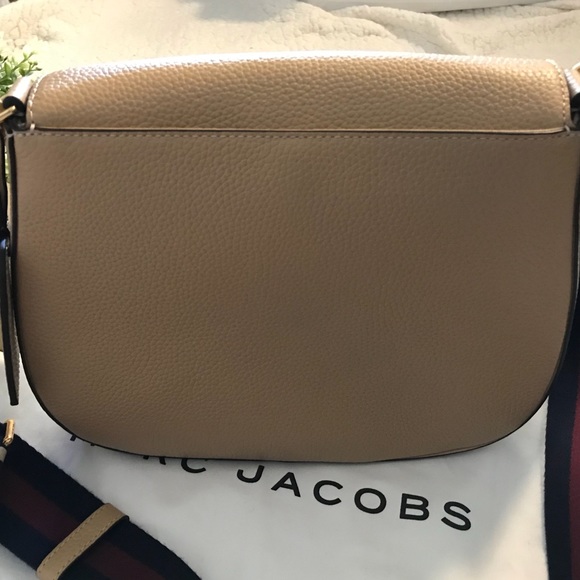 SOLD Marc Jacobs Gotham Sand Leather Saddle Bag - Picture 6 of 7